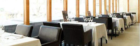 A picture of the restaurant dining room