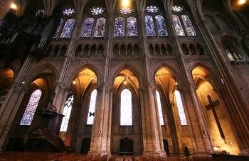Notre dame cathedral Chartres showing flying buttresses and south wall.