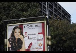 L’Oreal billboard advertisement.
