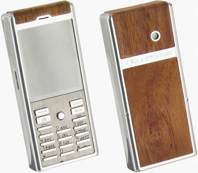 A sample presentation of the front and back cover of the mobile phone.