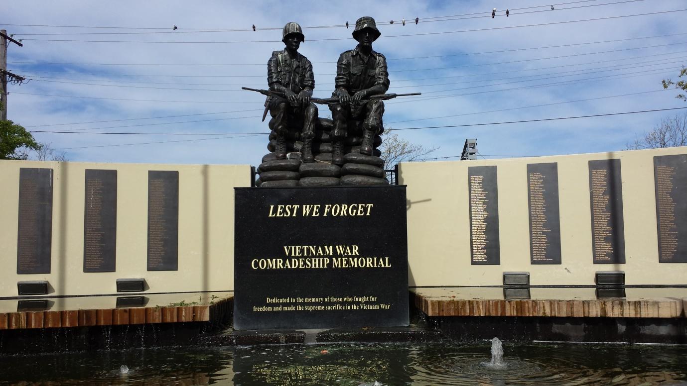 The Vietnam War Comradeship Memorial, south-west of the Sydney CBD, the picture was taken on 10.9.14 with a Canon camera.