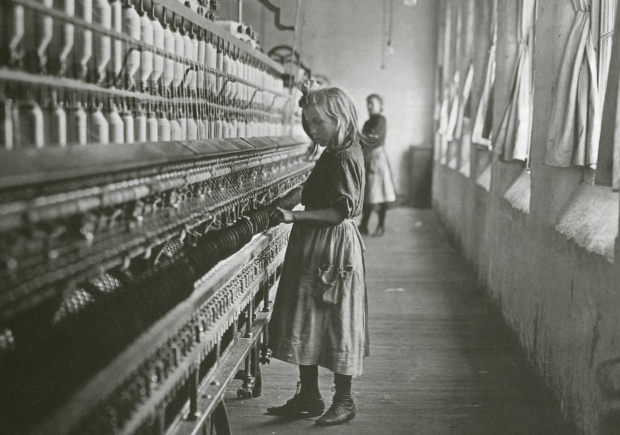 Child in Carolina Cotton Mill (1908) by Lewis Hine