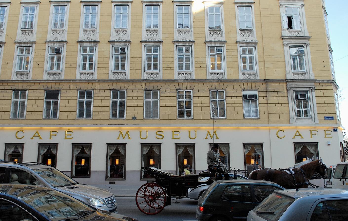  Café Museum, view from outside, Operngasse.