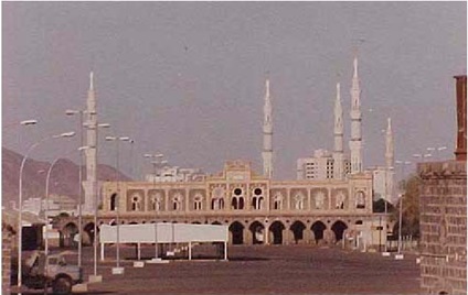 The southern façade of the terminal at Medina facing the marshalling yard.