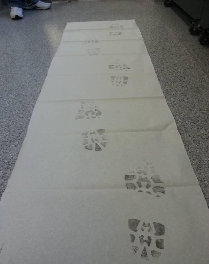 the shoe prints obtained in a jogging motion.