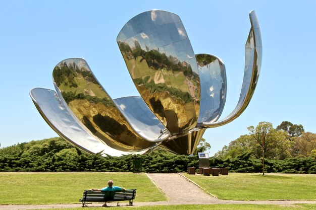 One of the most popular landmarks in Buenos Aires. The Floralis Genérica sculpture.