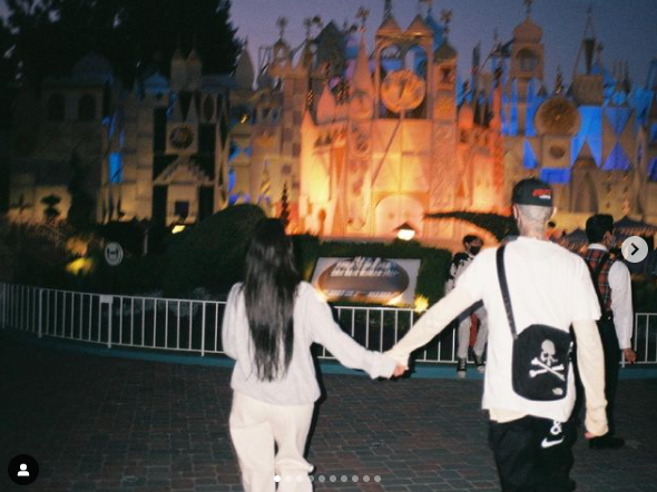 Kourtney Kardashian and her boyfriend in Disneyland 