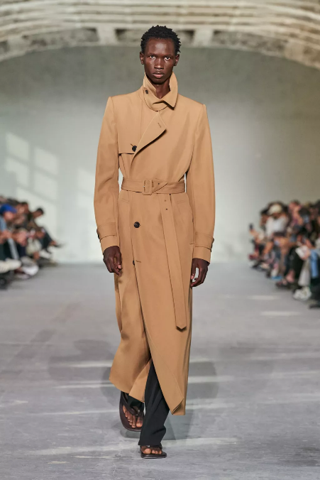 Dries Van Noten (Federation de la Couture, 2023).